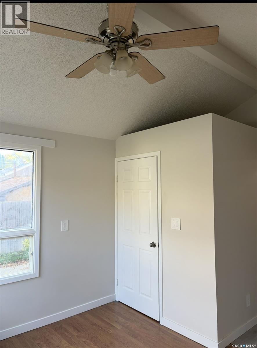 1216 K Avenue S, Saskatoon, Saskatchewan  S7M 2G7 - Photo 8 - SK050765