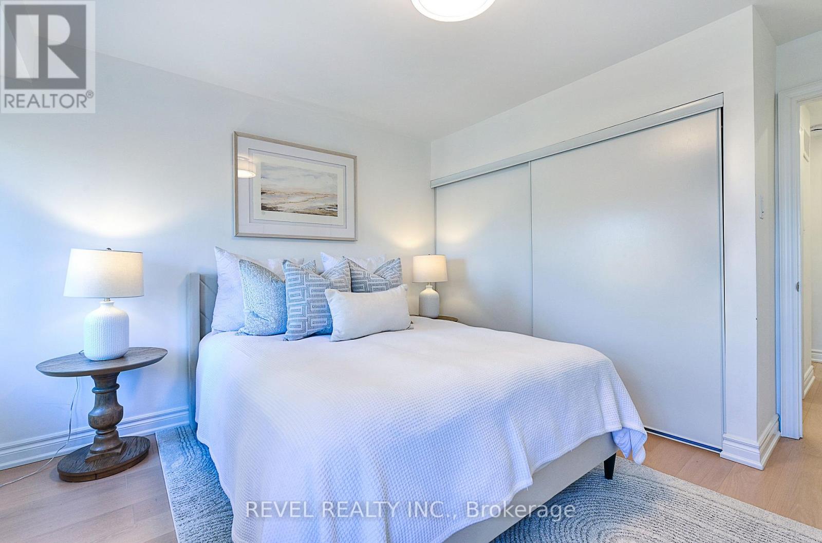 399 Perth Avenue, Toronto, Ontario  M6P 3Y5 - Photo 13 - W13883264