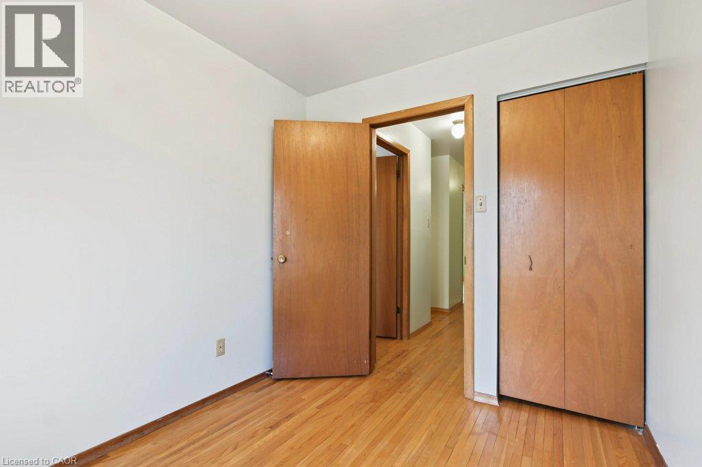1535 Westminster Place, Burlington, Ontario  L7P 2B4 - Photo 22 - 40869215