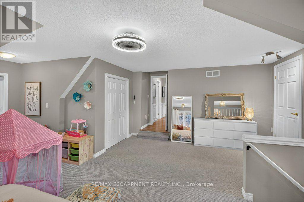 447 Golf Links Road, Hamilton, Ontario  L9G 4X6 - Photo 34 - X13883240