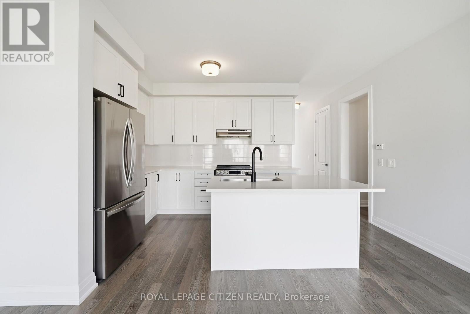 18 Mckay Avenue, Kawartha Lakes, Ontario  K9V 0R2 - Photo 23 - X13883258