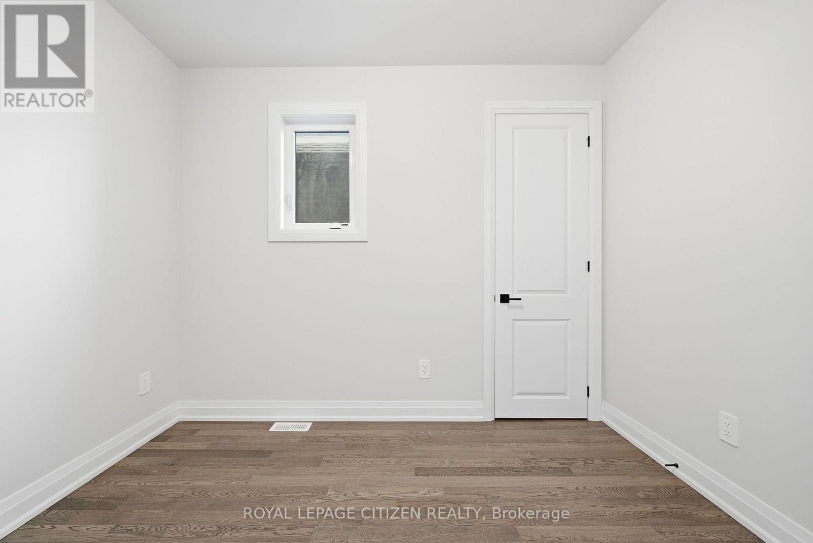 18 Mckay Avenue, Kawartha Lakes, Ontario  K9V 0R2 - Photo 30 - X13883258