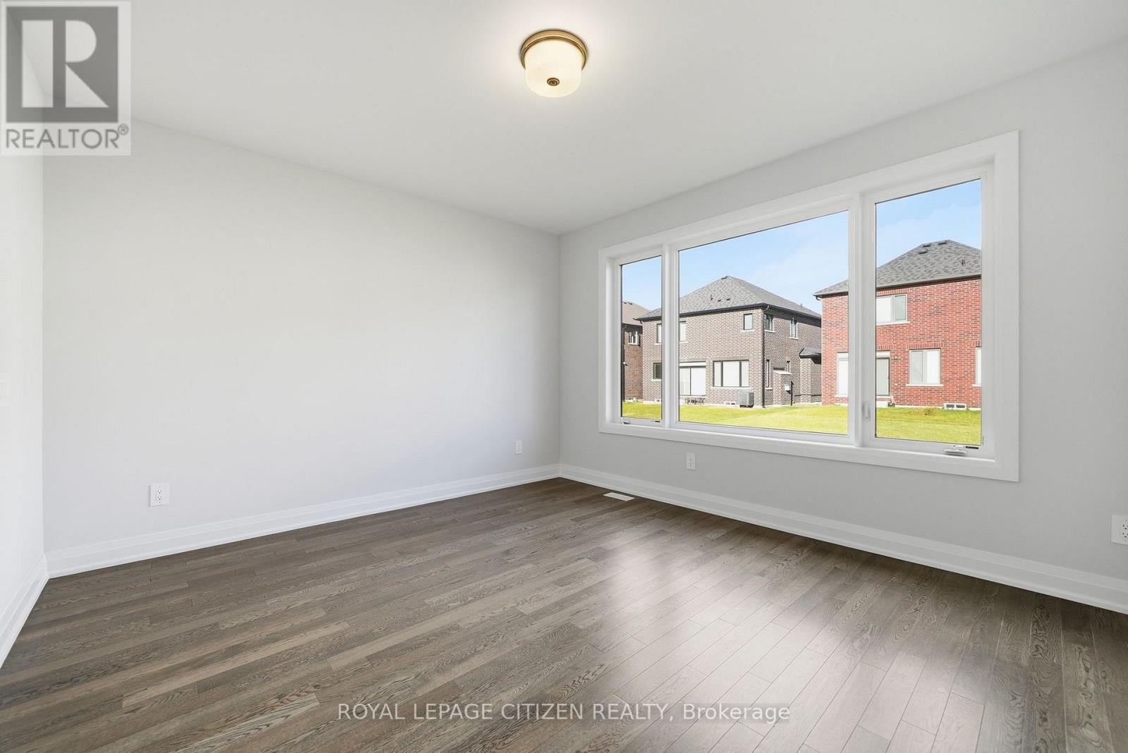 18 Mckay Avenue, Kawartha Lakes, Ontario  K9V 0R2 - Photo 31 - X13883258