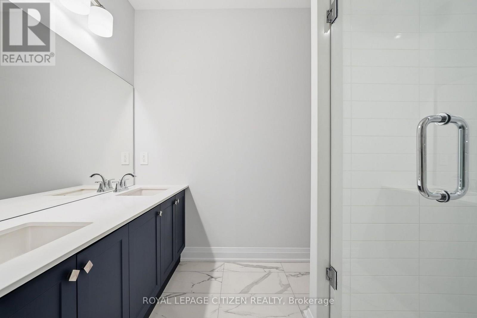 18 Mckay Avenue, Kawartha Lakes, Ontario  K9V 0R2 - Photo 38 - X13883258