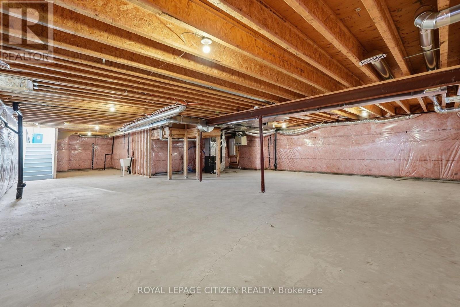 18 Mckay Avenue, Kawartha Lakes, Ontario  K9V 0R2 - Photo 42 - X13883258