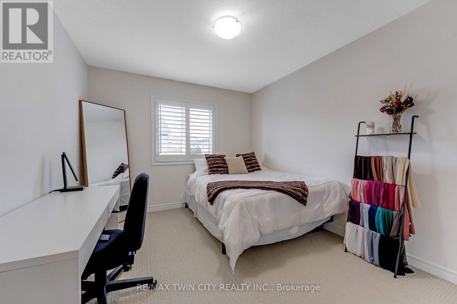 18 Crossbridge Avenue, Kitchener, Ontario  N2A 0J9 - Photo 29 - X13883278