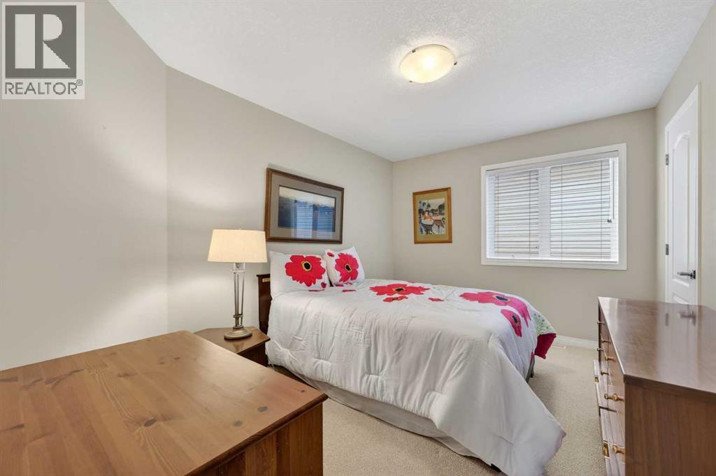 35 Rockyledge Rise NW, Calgary, Alberta  T3G 5N1 - Photo 21 - A2340728