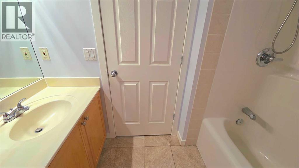 6 Cranwell Manor SE