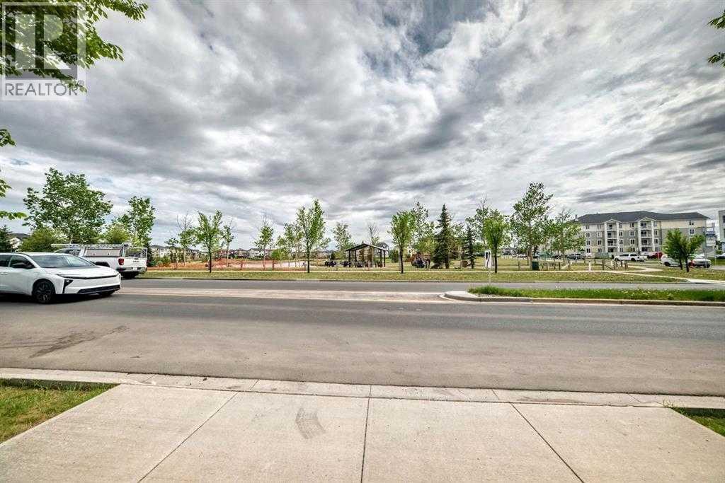 106, 5 saddlestone Way NE
