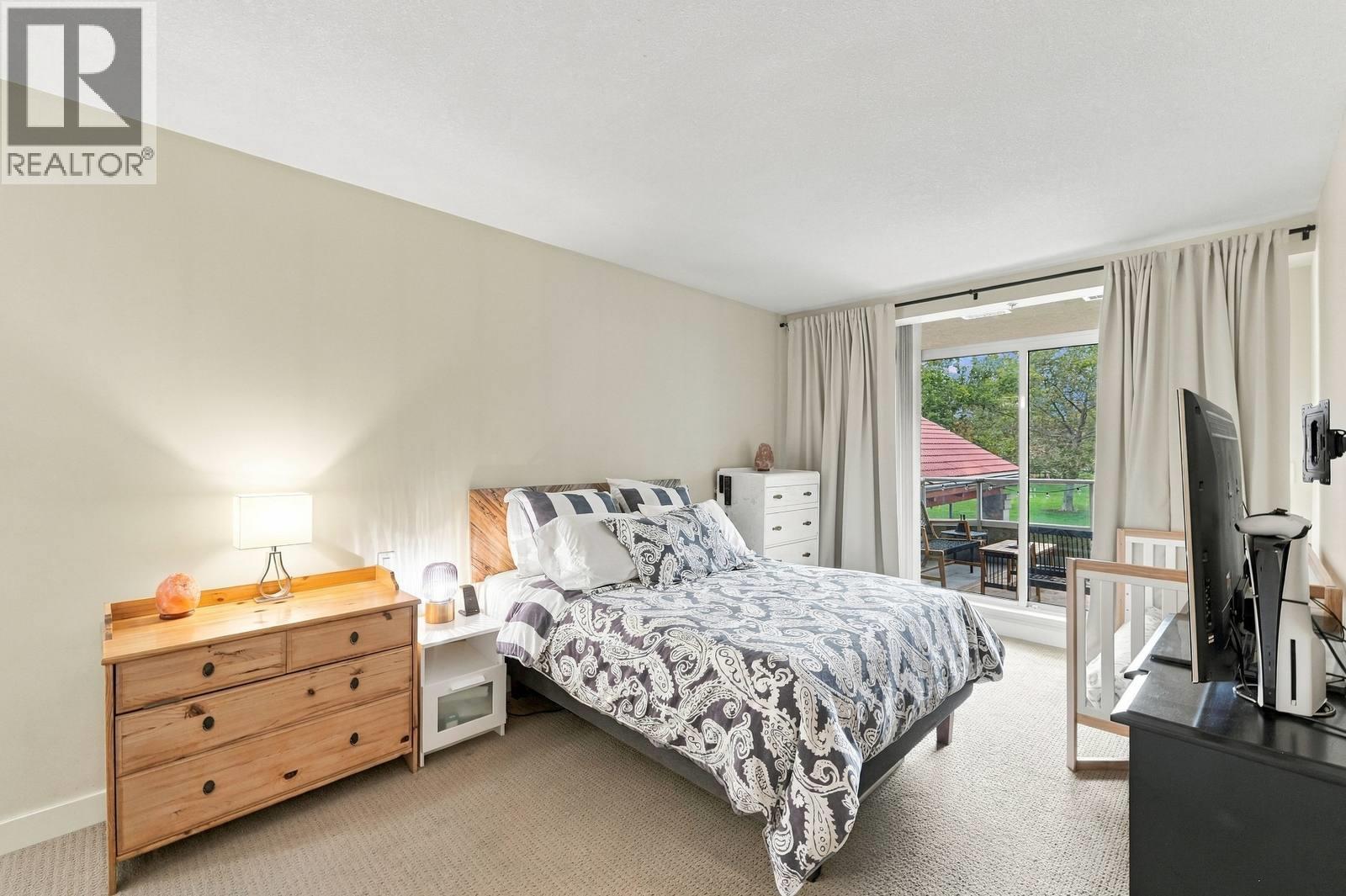 75 MARTIN Street Unit# 201