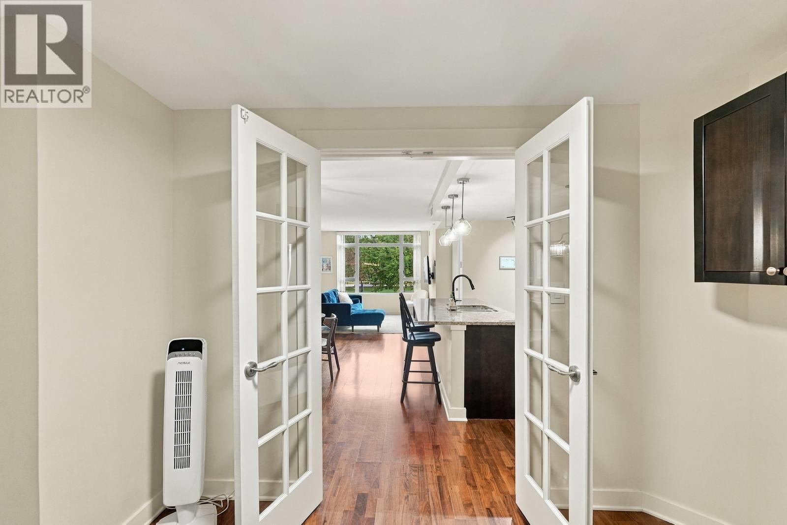 75 MARTIN Street Unit# 201