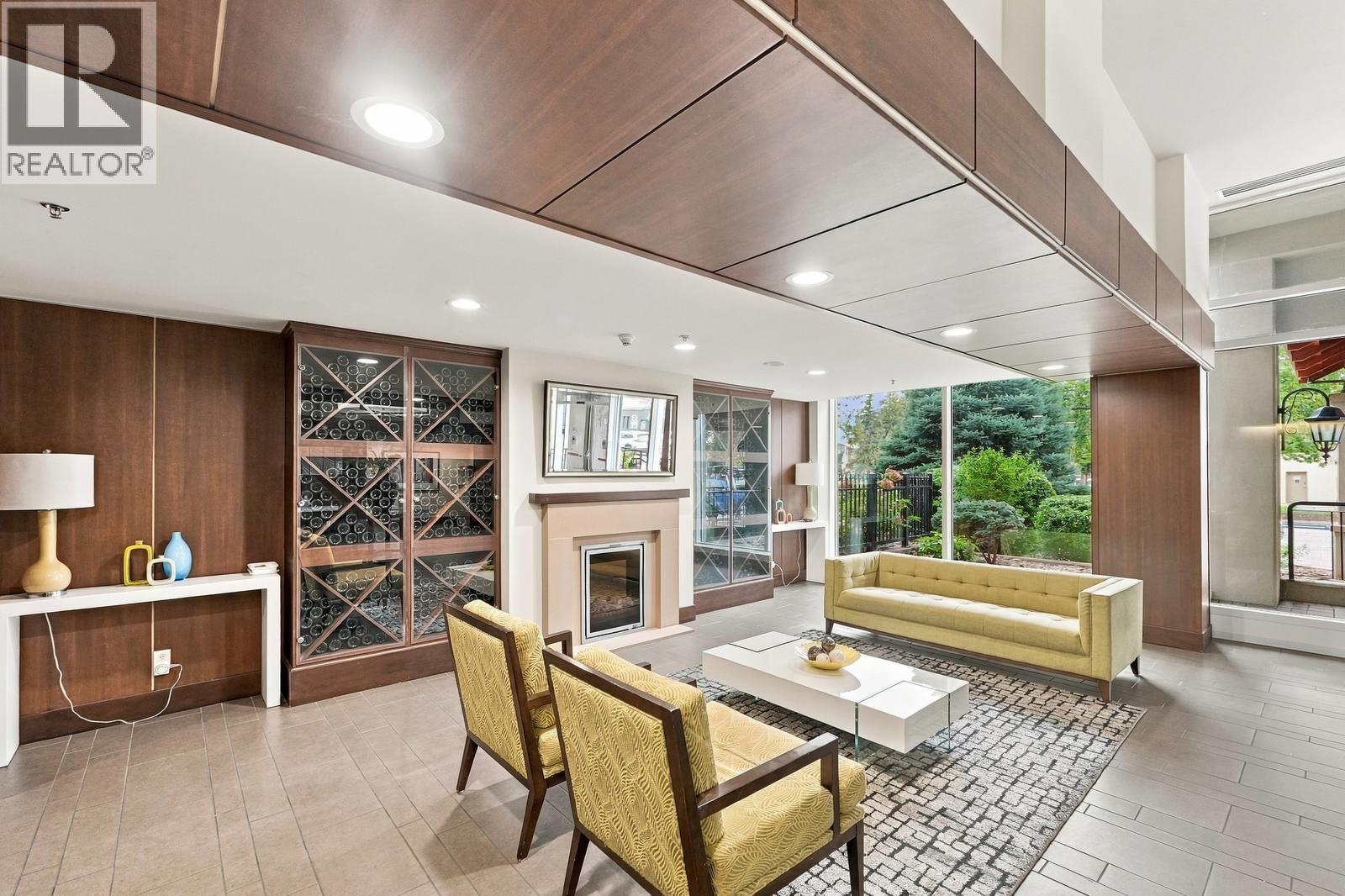 75 MARTIN Street Unit# 201