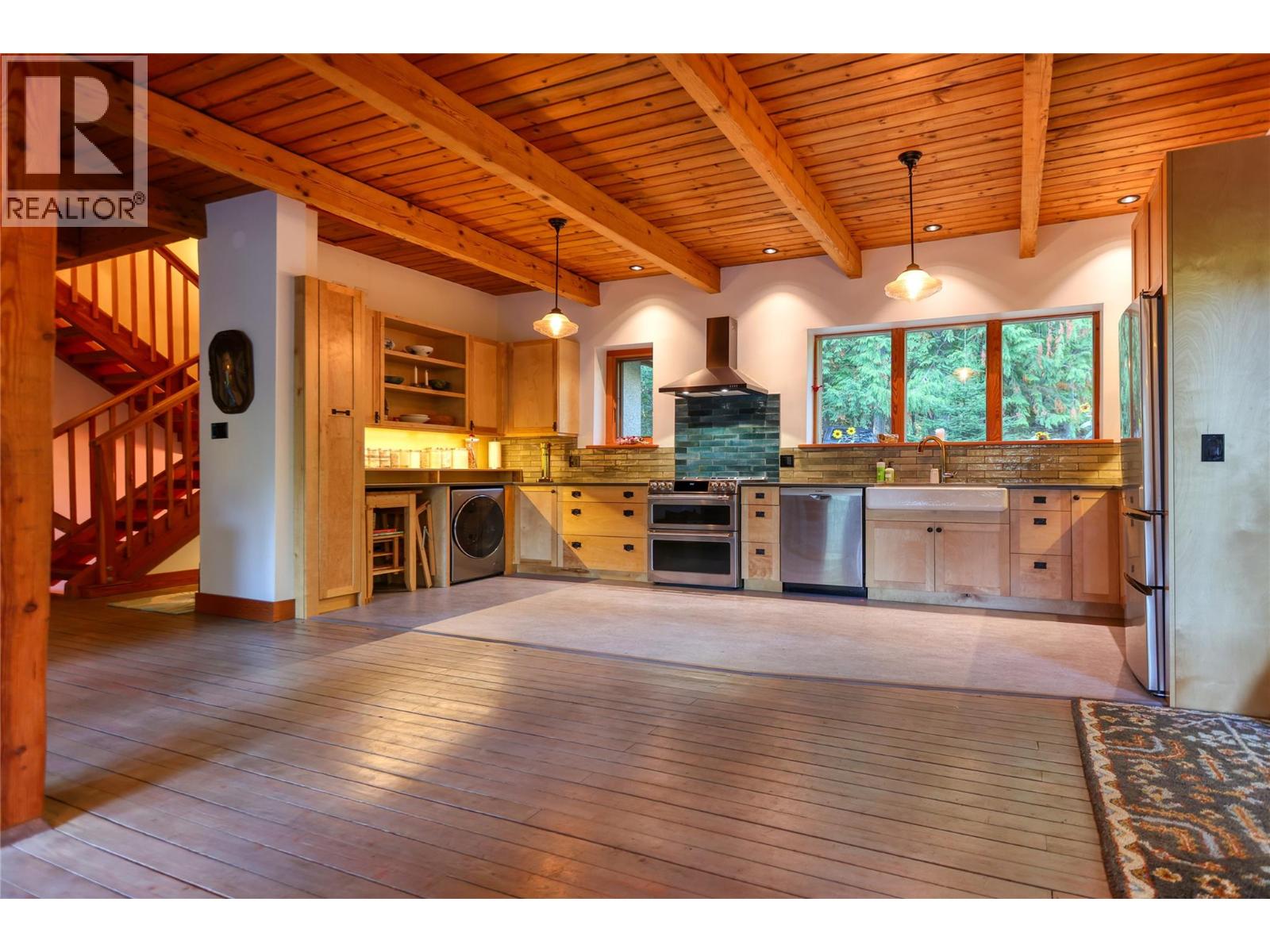 7025 Beggs Road, Nelson, British Columbia V1L 5P6 - Photo 5 - 10403009