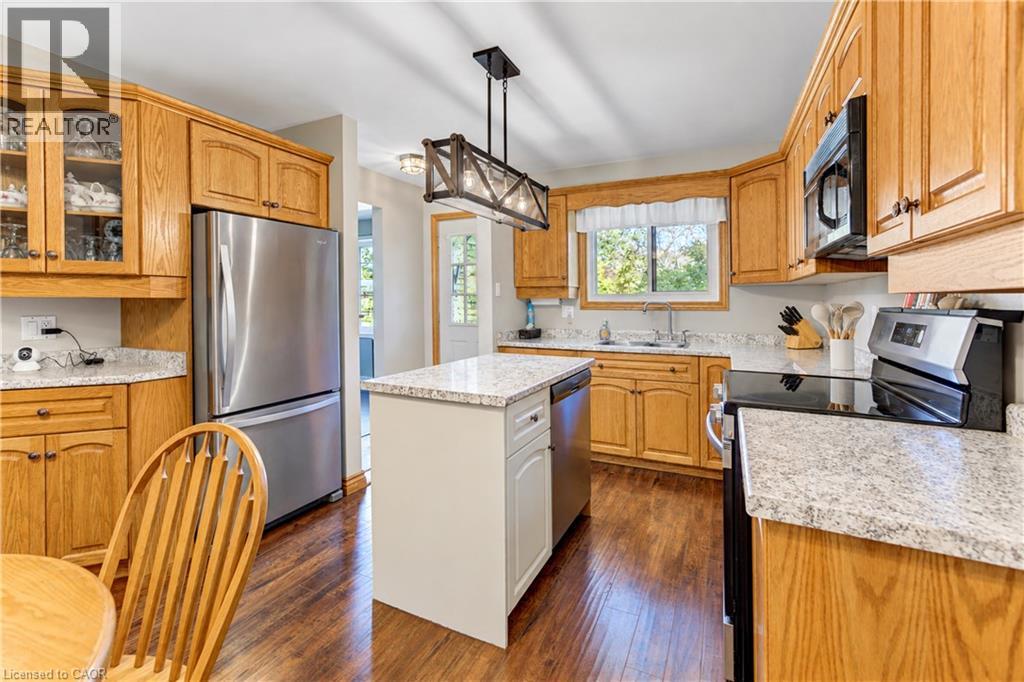 73 Belton Drive, Kitchener, Ontario  N2M 2B7 - Photo 6 - 40870158