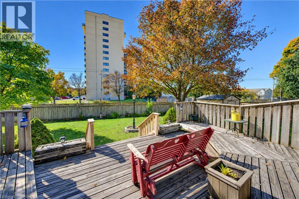 73 Belton Drive, Kitchener, Ontario  N2M 2B7 - Photo 40 - 40870158