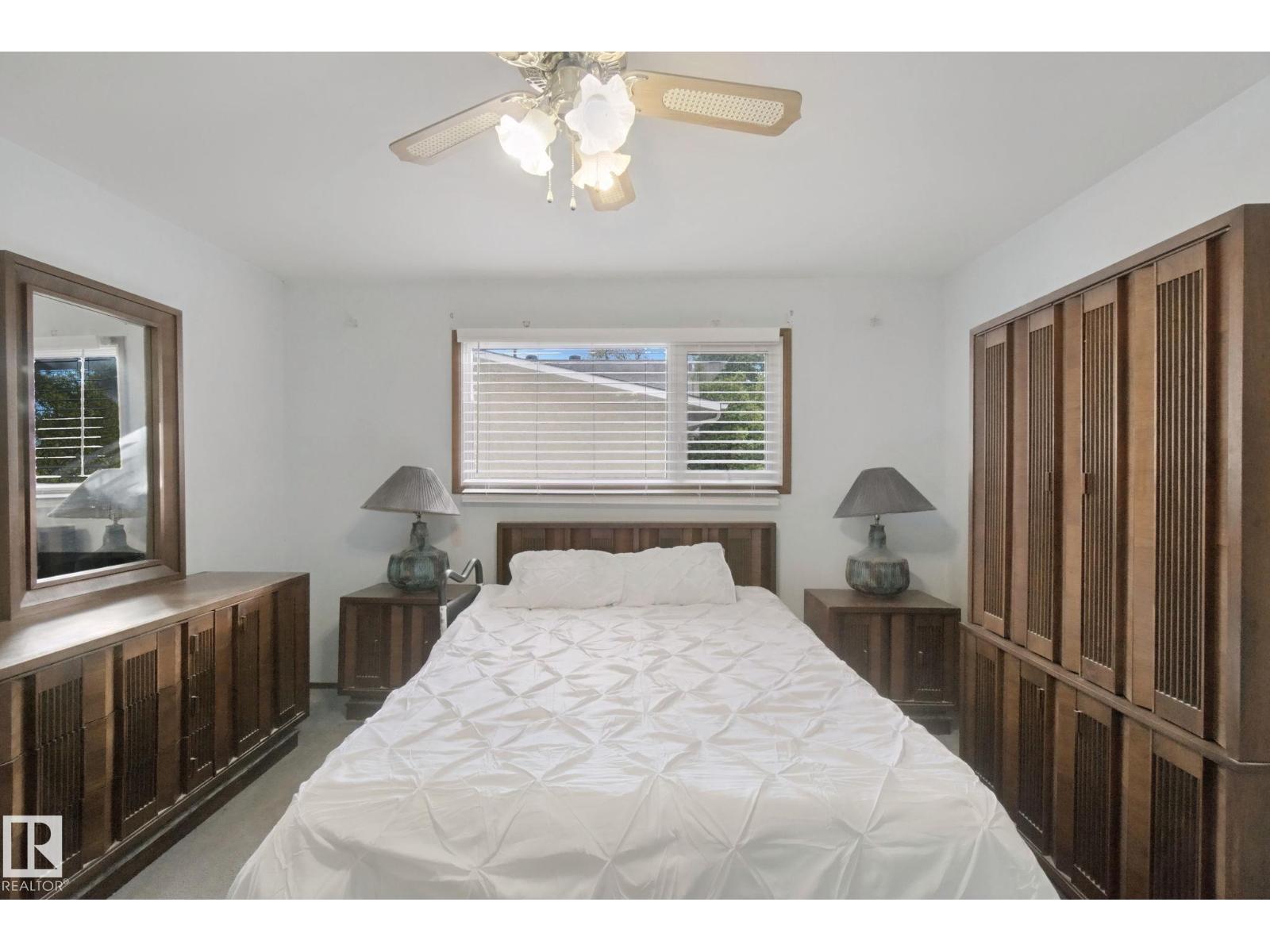 15432 78 AV NW