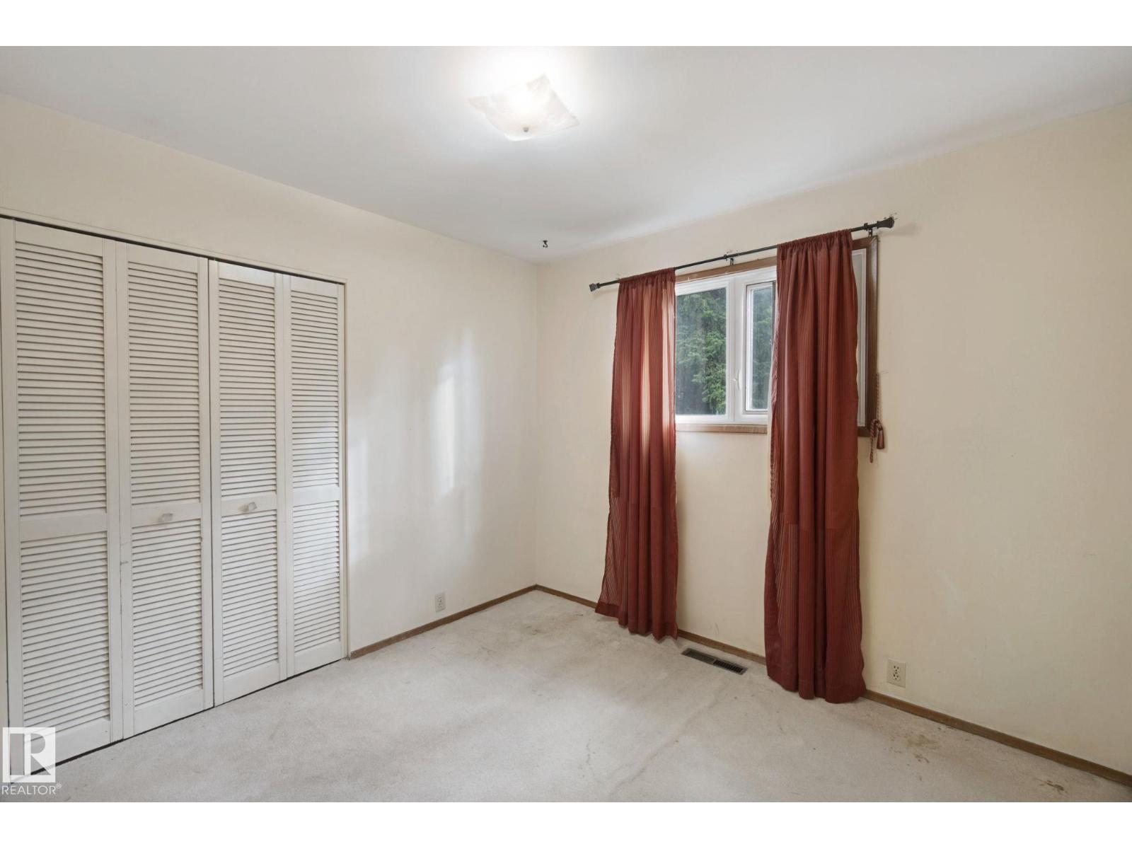 15432 78 AV NW