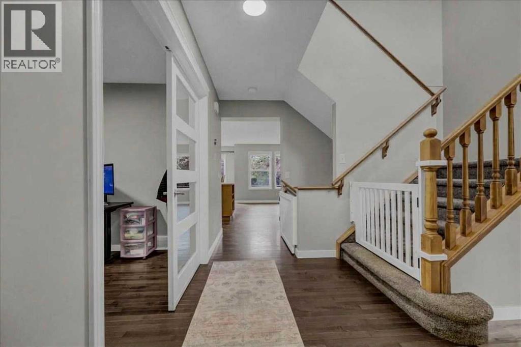 134 Autumn Close SE, Calgary, Alberta  T3M 0K2 - Photo 3 - A2348628