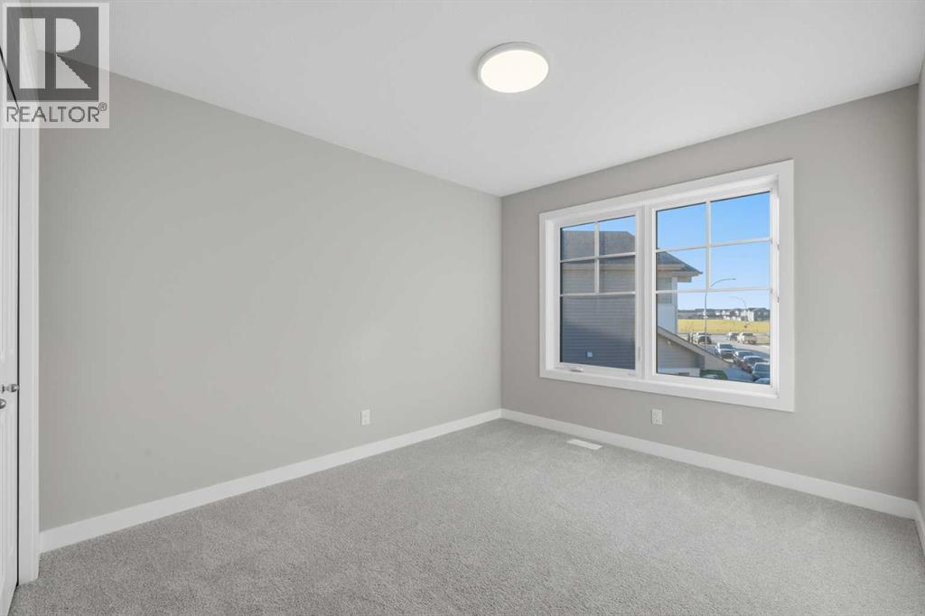 59 Belvedere Crescent SE