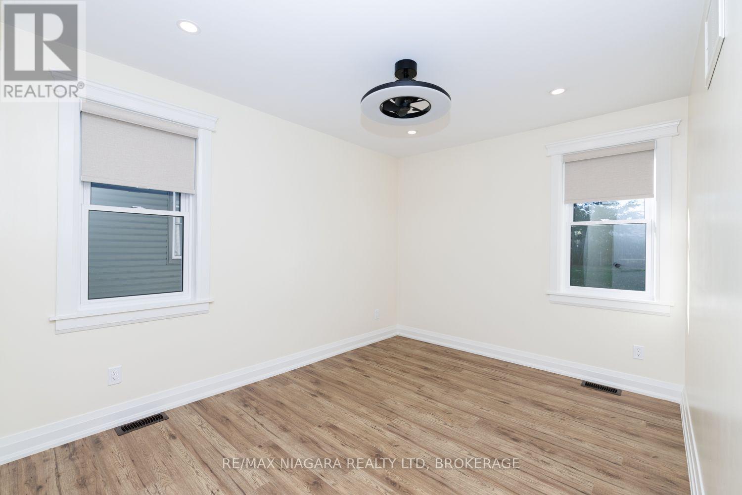 245 Bowen Road, Fort Erie (Central), Ontario  L2A 2Y6 - Photo 16 - X13883396