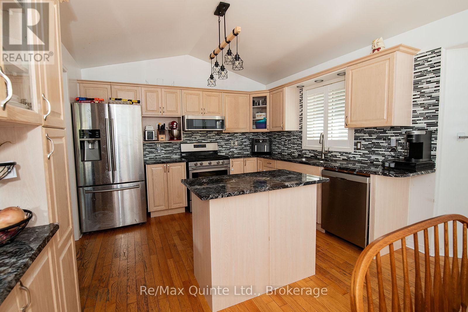 65 Glenburnie Drive, Quinte West, Ontario  K8V 5P4 - Photo 17 - X13838536
