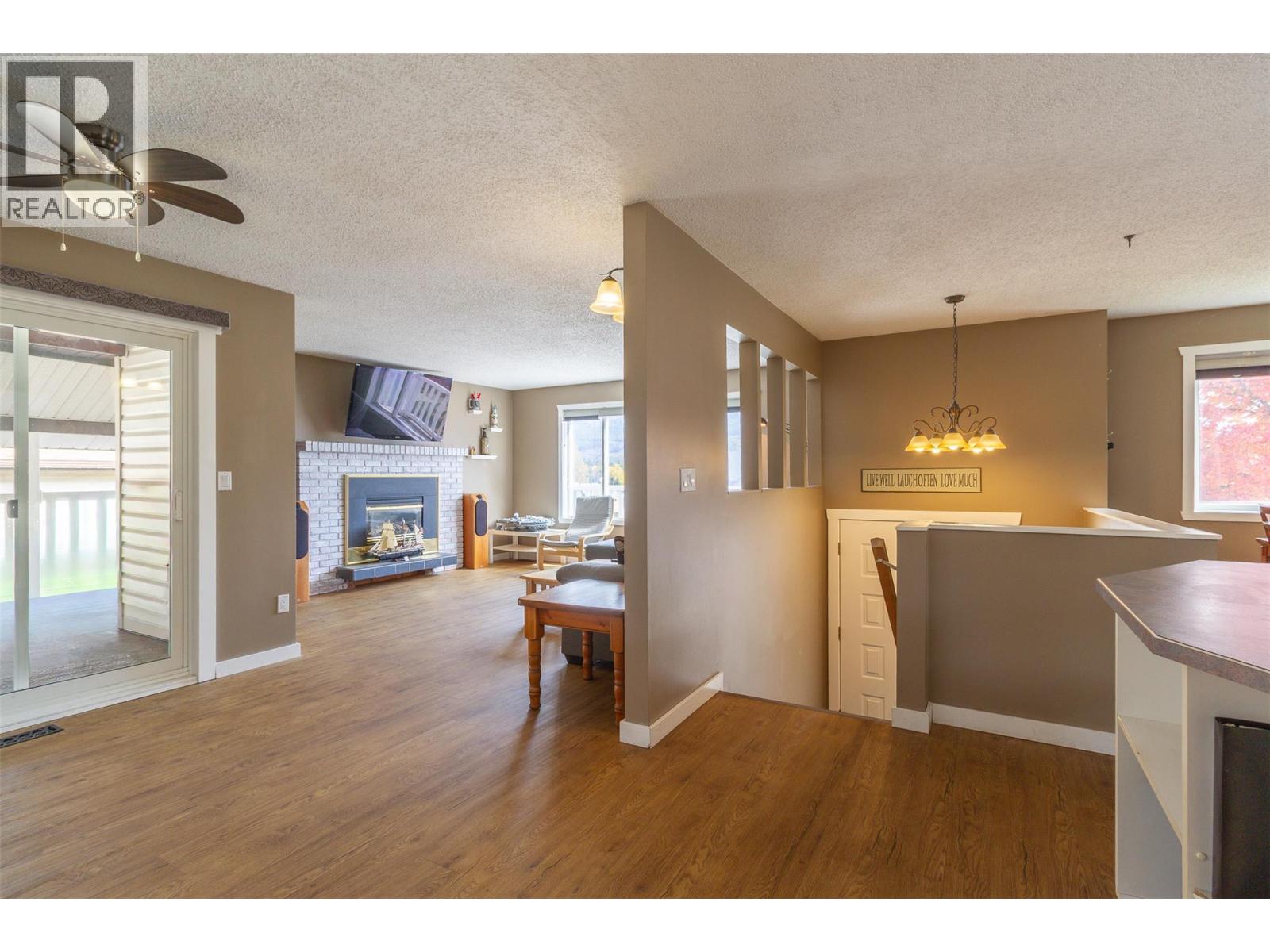 1207 PINYON Road