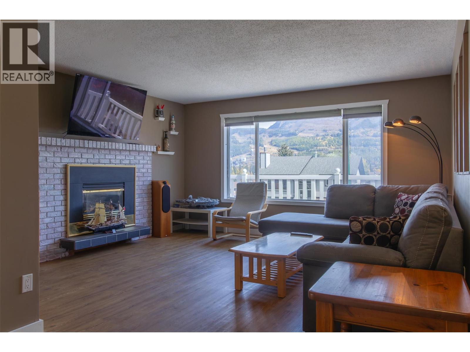 1207 PINYON Road