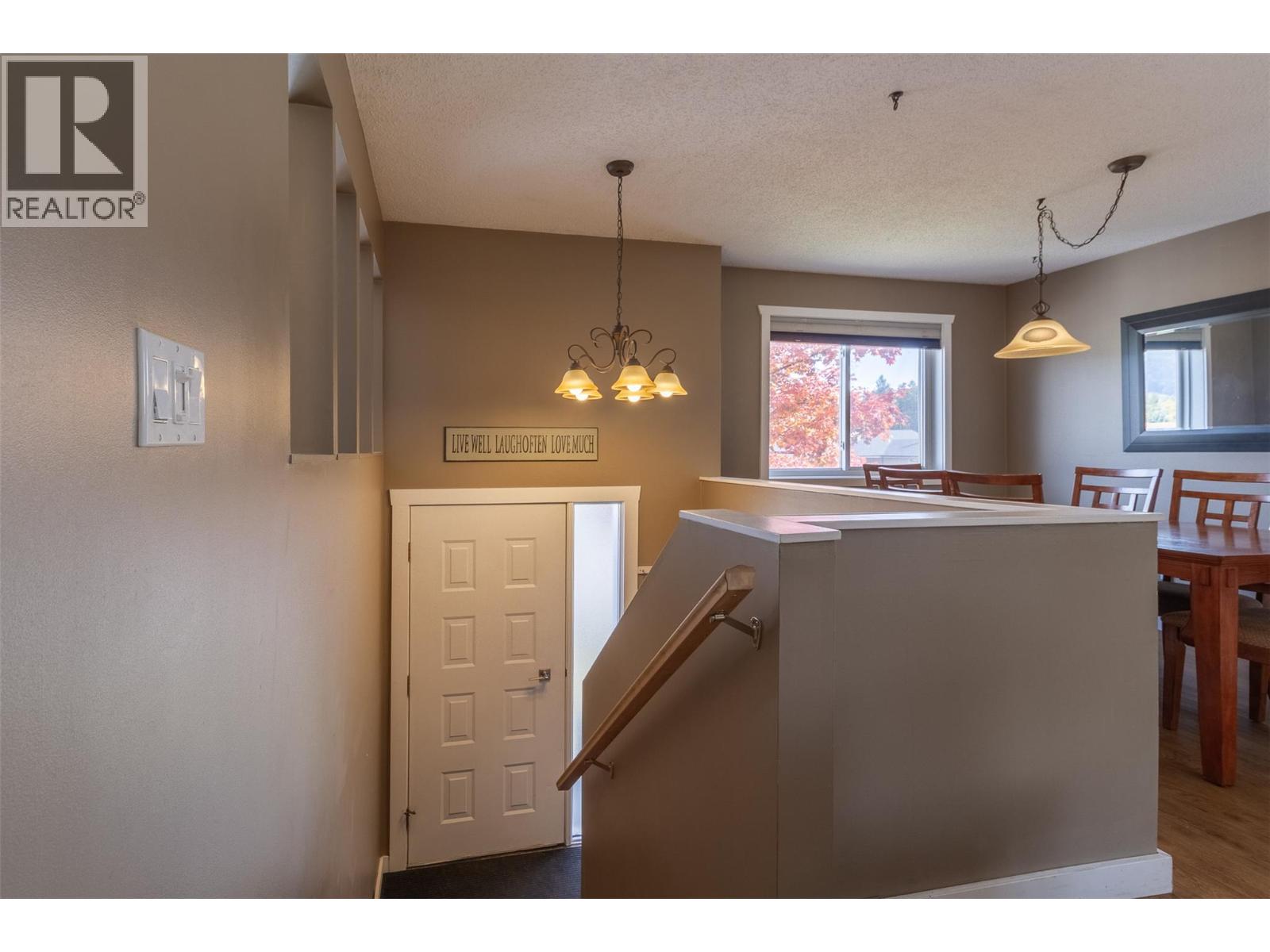 1207 PINYON Road