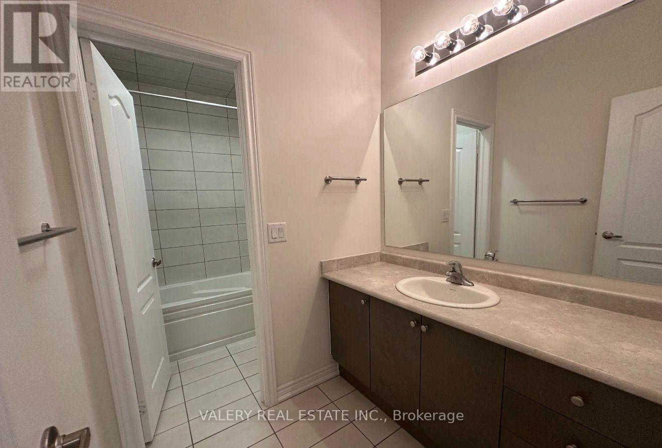 517 Dundas Street E, Oakville, Ontario  L6H 3P6 - Photo 20 - W13883378