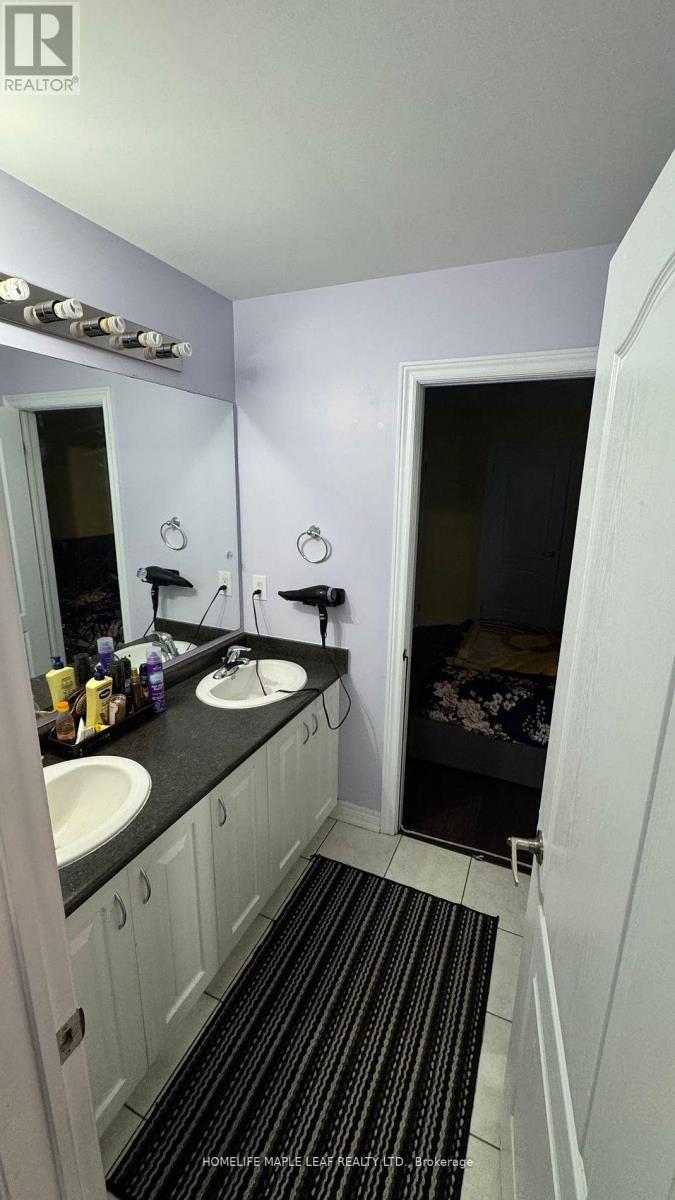 8 Ricardo Road, Brampton, Ontario  L6P 3Z1 - Photo 10 - W13883404