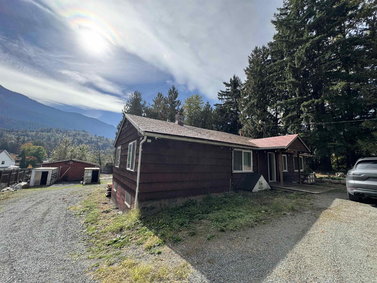 52844 YALE ROAD|Rosedale