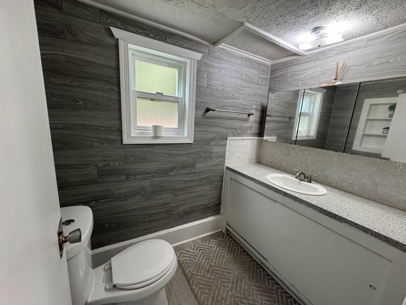 52844 YALE ROAD|Rosedale
