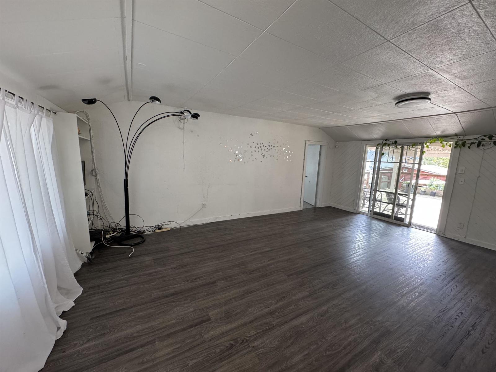 52844 YALE ROAD|Rosedale