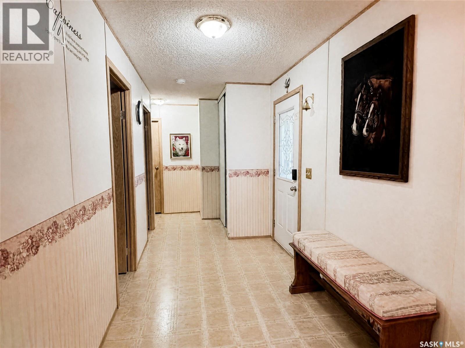 501 7th AVENUE E Meadow Lake Saskatchewan Canada S9X1X9 4