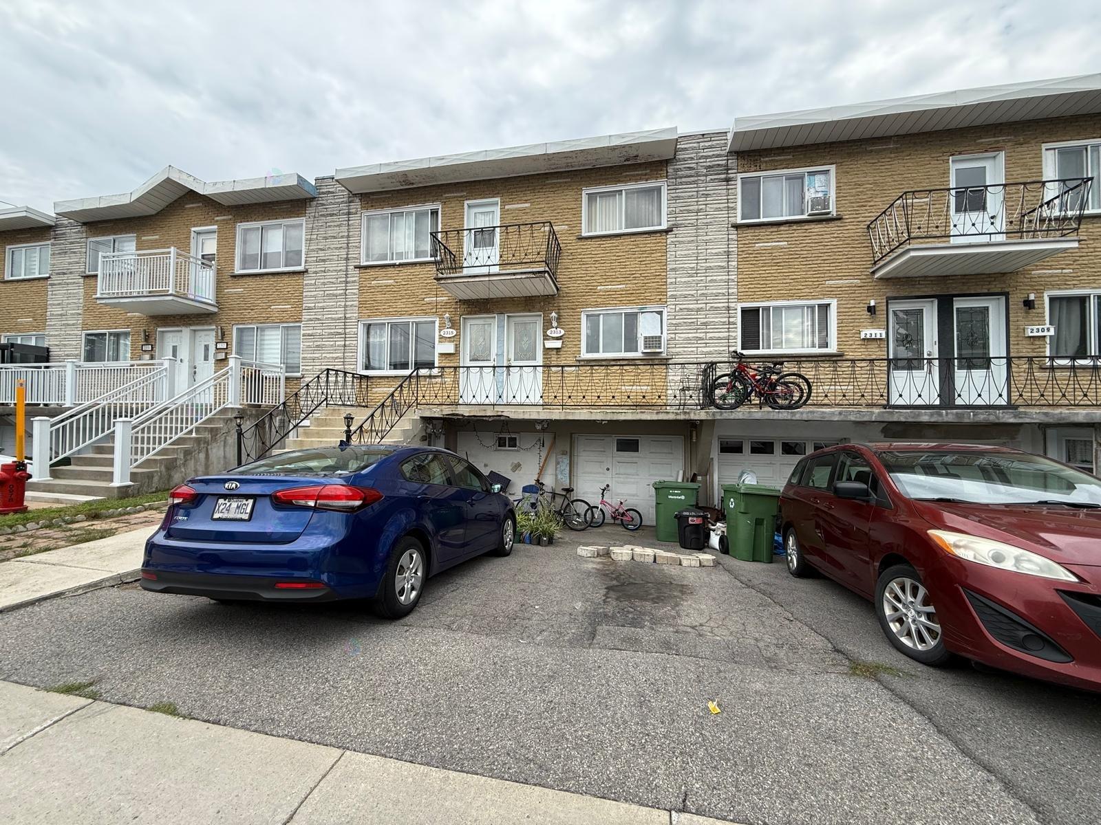 2313-2315 Rue Rousseau Montréal (LaSalle) Quebec Canada H8N1K9 2
