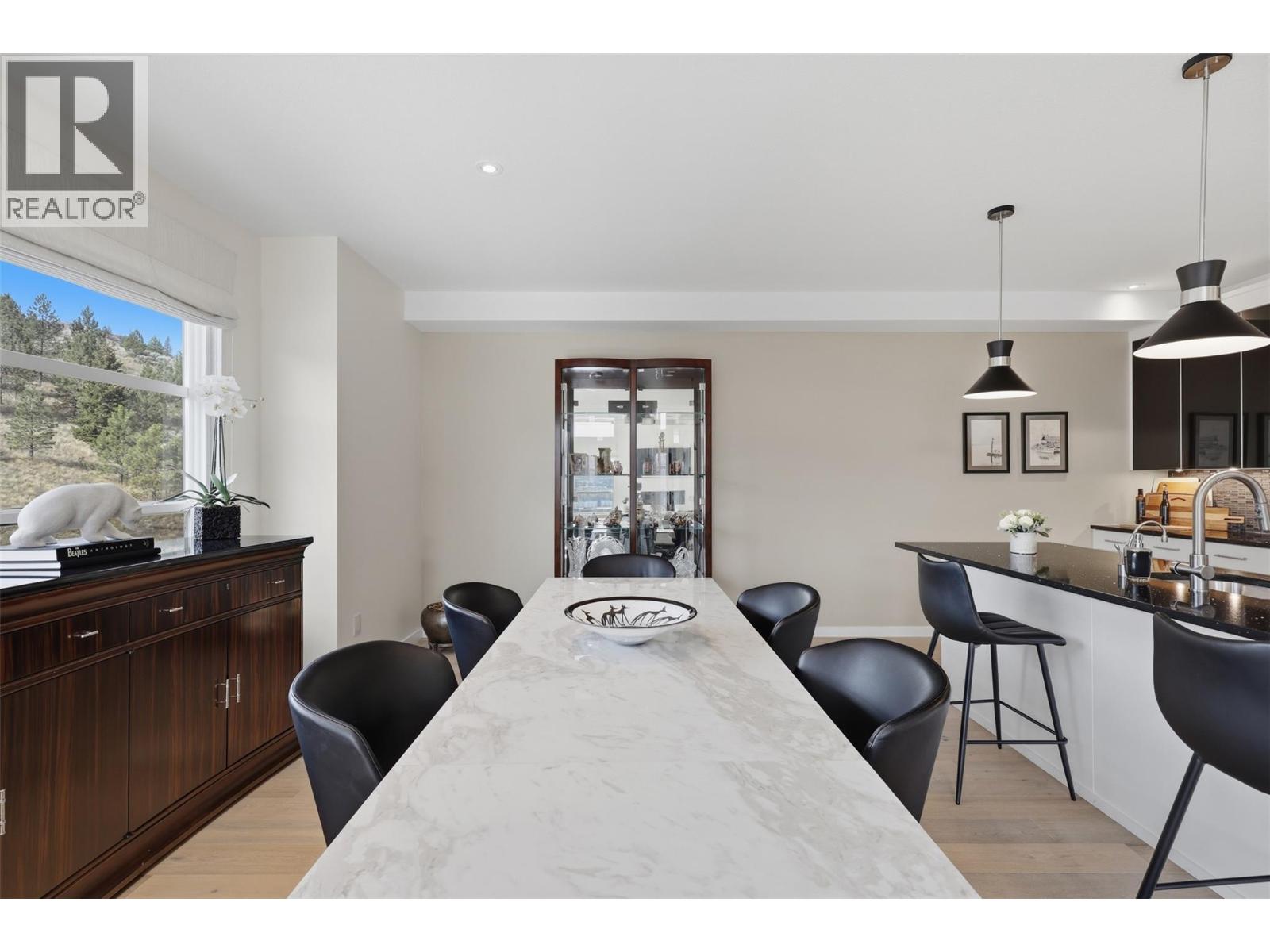 1395 PRAIRIE ROSE Drive Unit# 16