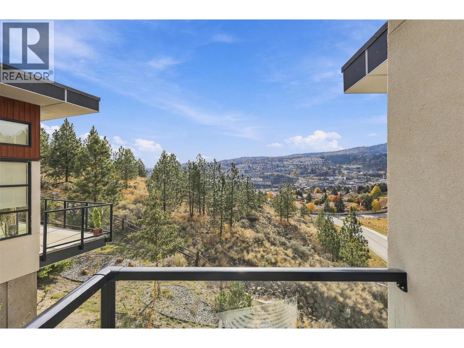 1395 PRAIRIE ROSE Drive Unit# 16