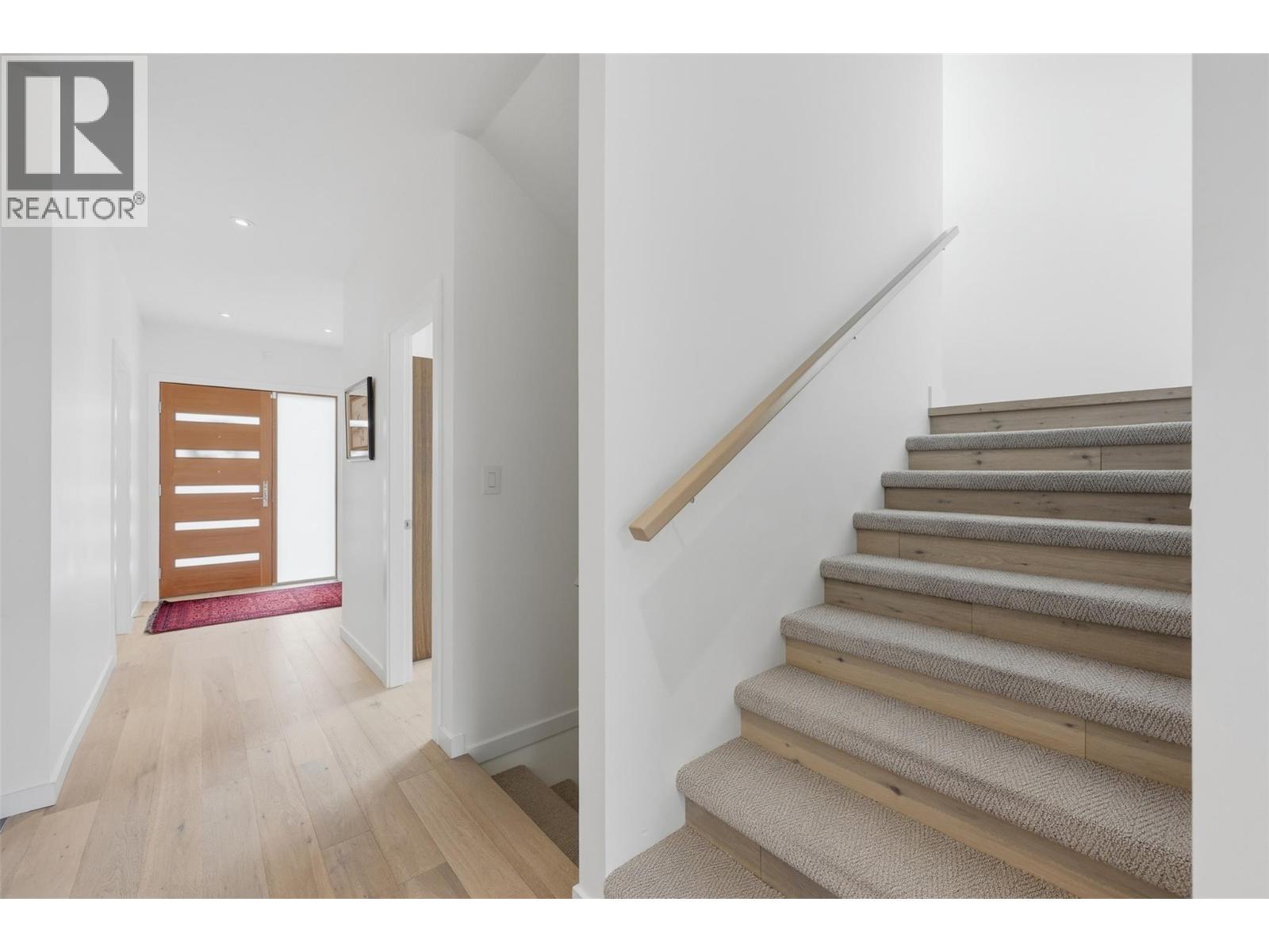 1395 PRAIRIE ROSE Drive Unit# 16