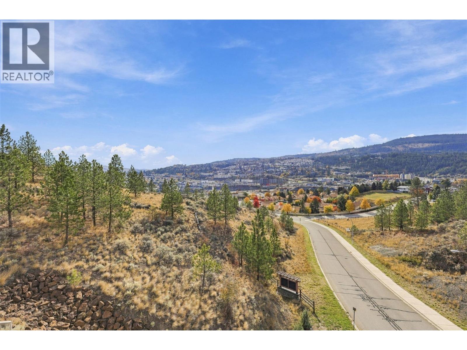 1395 PRAIRIE ROSE Drive Unit# 16
