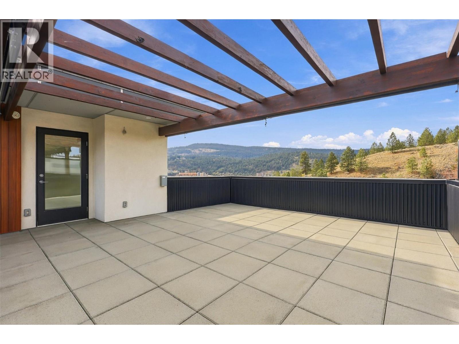 1395 PRAIRIE ROSE Drive Unit# 16