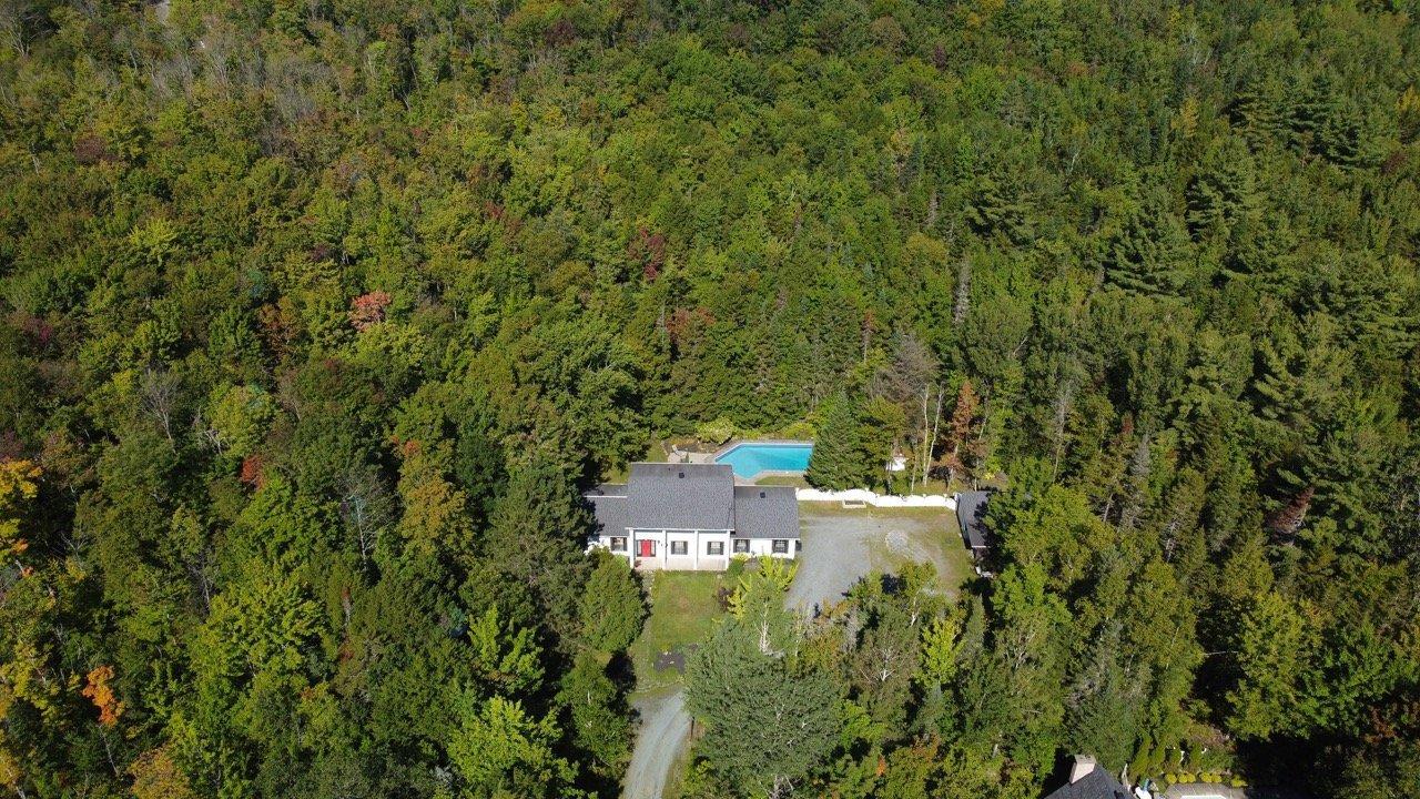 40 Rue des Muguets Saint-Denis-de-Brompton Quebec Canada J0B2P0 5
