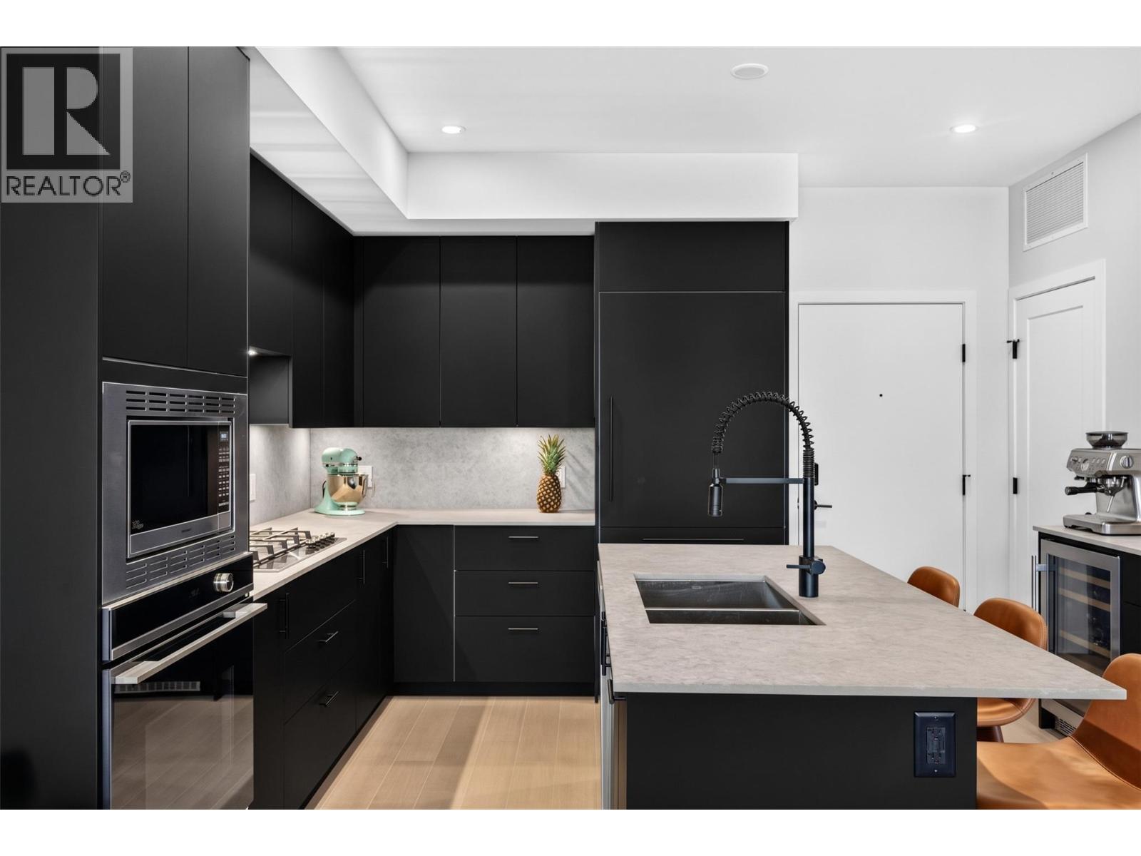 9652 Benchland Drive Unit# 209