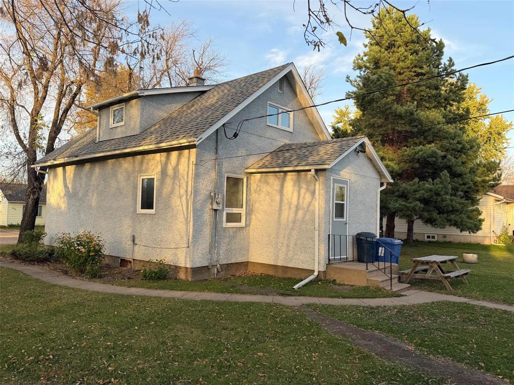 293 4th Avenue, Minitonas, Manitoba  R0L 1Z0 - Photo 2 - 202625365