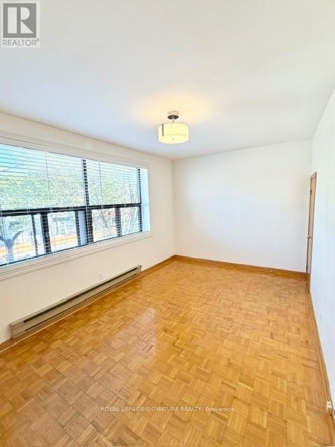 2nd Flr - 455 B Danforth Avenue, Toronto, Ontario  M4K 1P1 - Photo 4 - E13883284