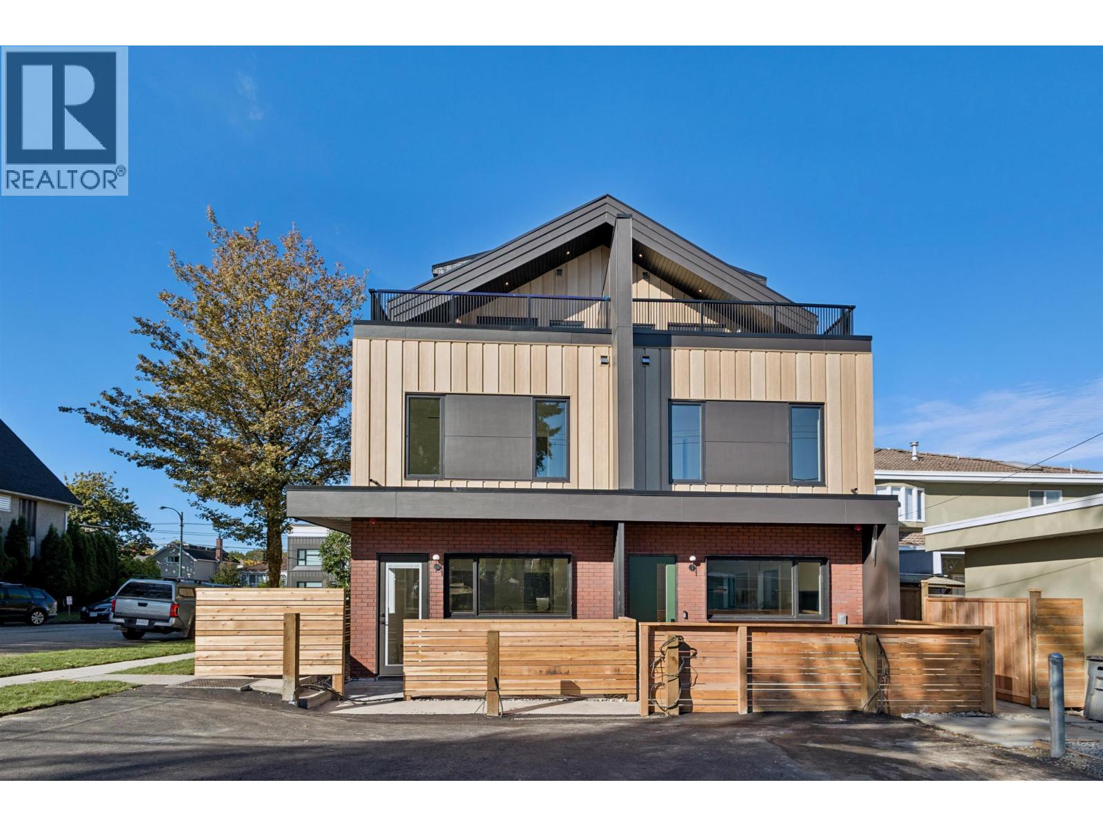 3 2017 E 23rd Avenue, Vancouver, British Columbia  V5N 2T9 - Photo 33 - R3171225