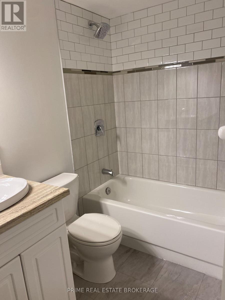 B02 - 580 Waterloo Street, London East, Ontario  N6B 2P9 - Photo 12 - X13882684