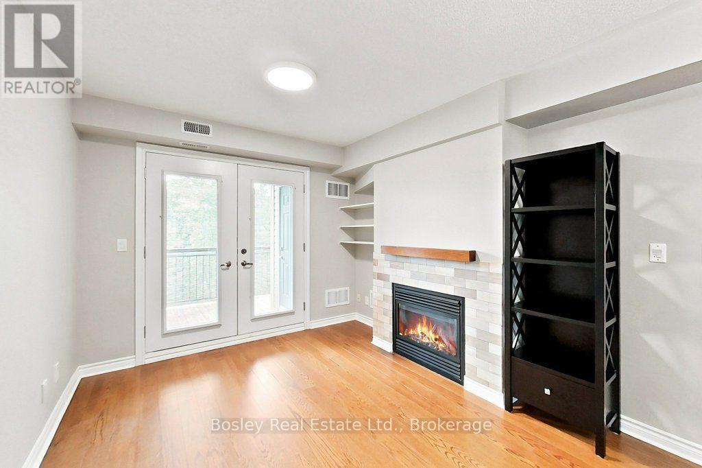 205 - 10 Brandy Lane Drive, Collingwood, Ontario  L9Y 0X4 - Photo 2 - S13883504