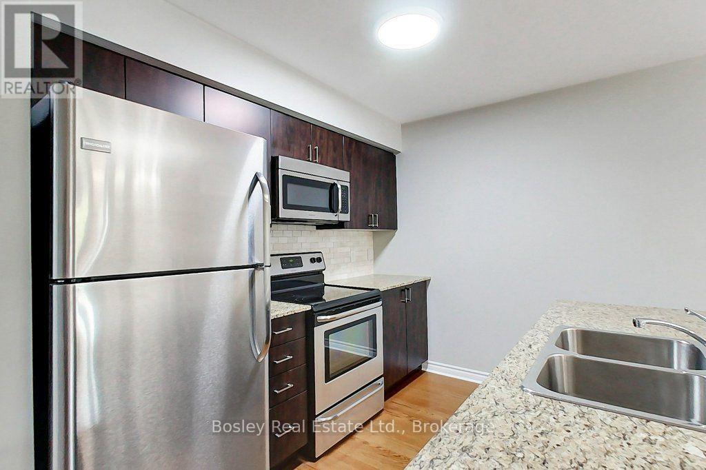 205 - 10 Brandy Lane Drive, Collingwood, Ontario  L9Y 0X4 - Photo 7 - S13883504