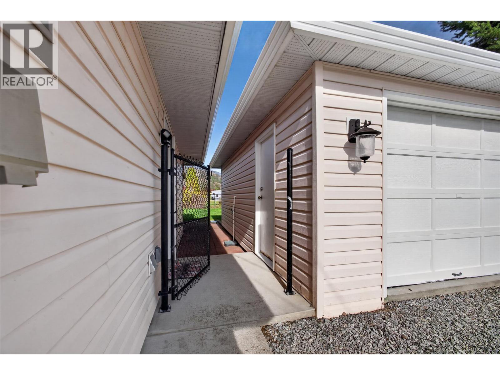 348 Shorts Road