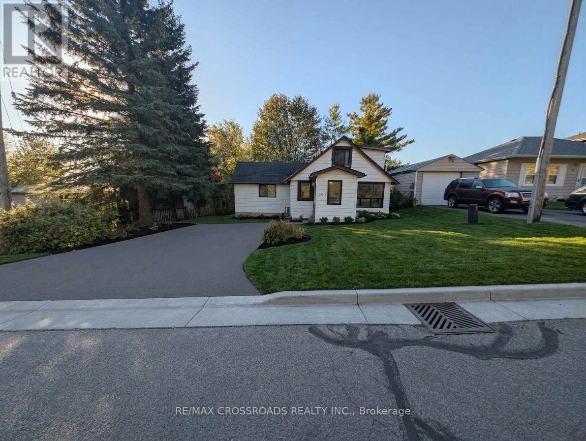 261 LAKEVIEW BOULEVARD, Georgina, Ontario